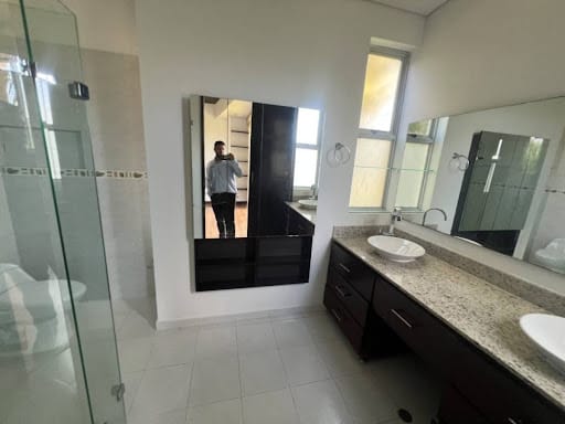 Casa de 4 alcobas en venta en El Tablazo, Rionegro, 426 m² · foto 10 de 24