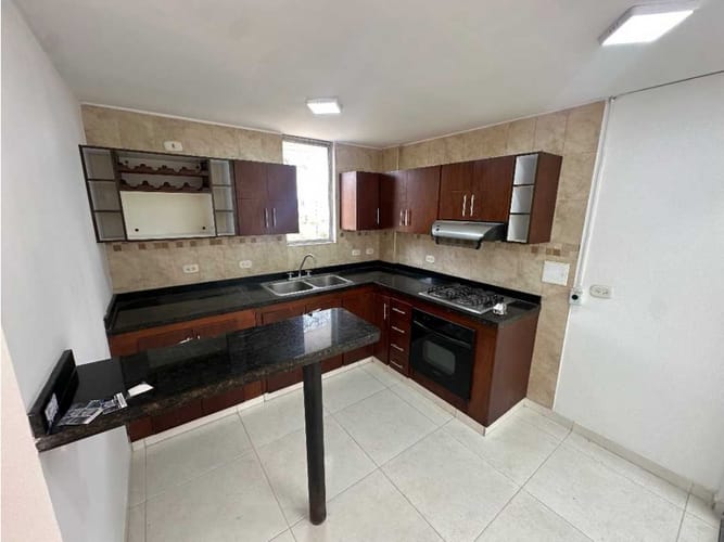 Casa de 3 alcobas en venta en Avenida Centenario, Armenia, 130 m² · foto 2 de 13