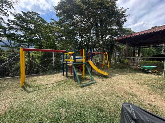 Casa de 3 alcobas en venta en Avenida Centenario, Armenia, 130 m² · foto 11 de 13