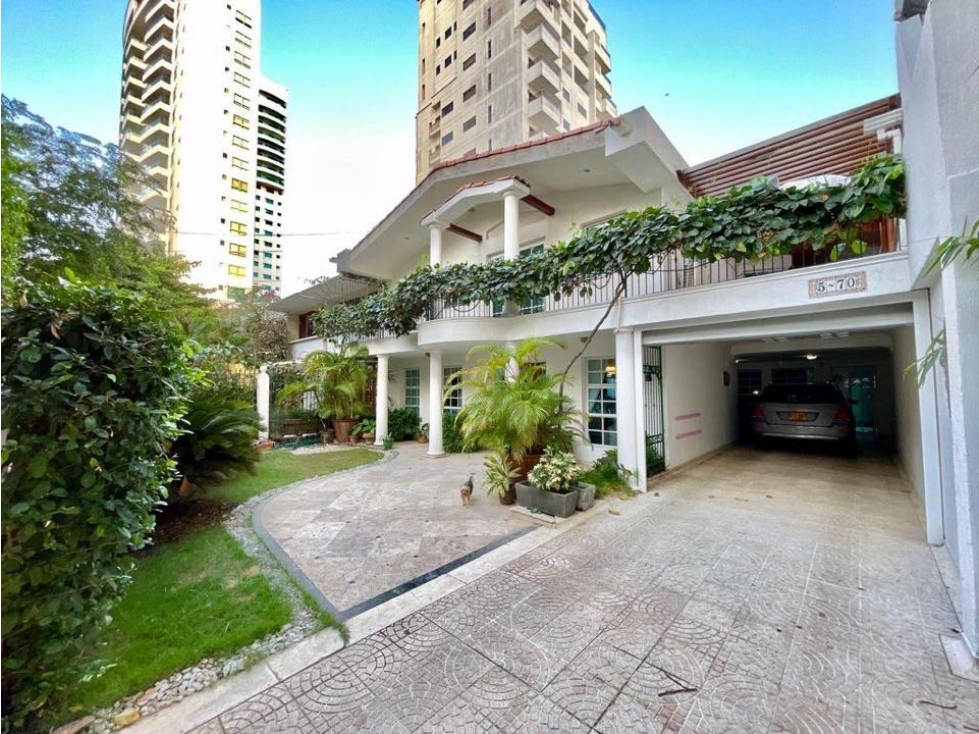 Casa en venta en Castillogrande, Cartagena · foto 2 de 9