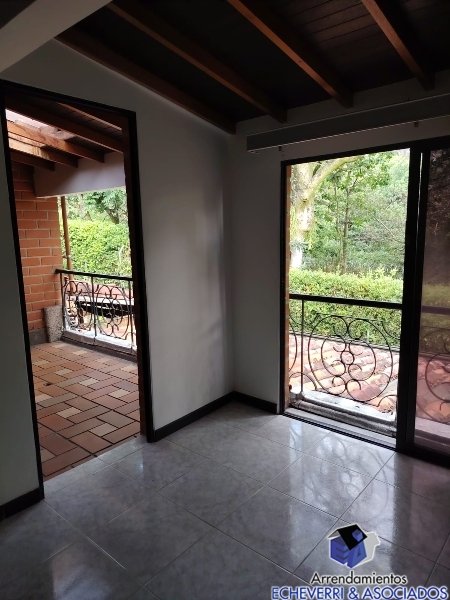 4BR House in Loma de las brujas (187 m²) - 4