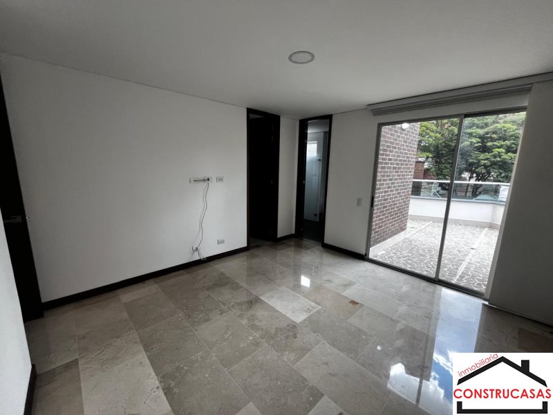 Apartamento en arriendo en Laureles, Medellín · foto 6 de 24