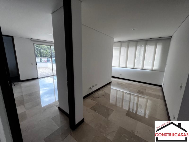 Apartamento en arriendo en Laureles, Medellín · foto 7 de 24