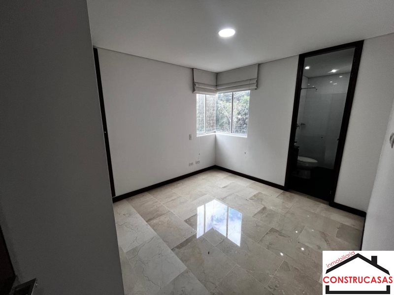 Apartamento en arriendo en Laureles, Medellín · foto 8 de 24