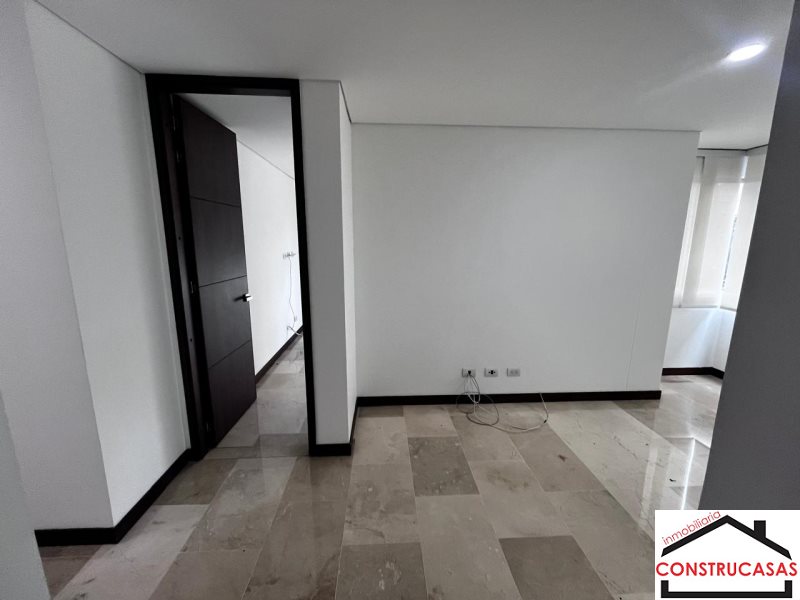 Apartamento en arriendo en Laureles, Medellín · foto 10 de 24