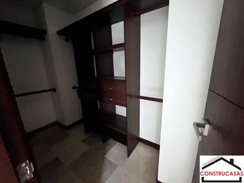 Apartamento en arriendo en Laureles, Medellín · foto 11 de 24
