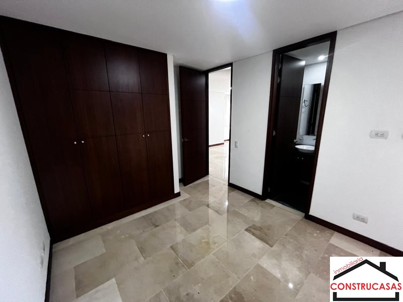 Apartamento en arriendo en Laureles, Medellín · foto 13 de 24