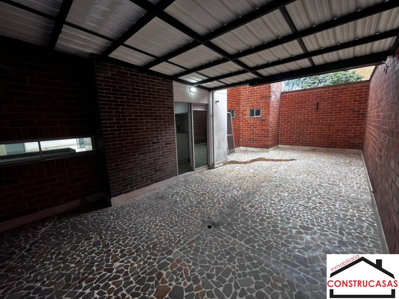 Apartamento en arriendo en Laureles, Medellín · foto 19 de 24
