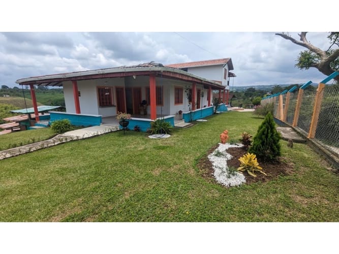 Finca en arriendo en La Estrella La Palm, Pereira, 2000 m² · foto 3 de 24