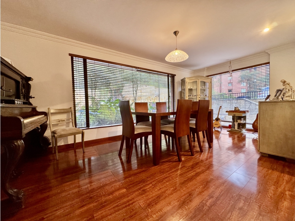 Apartamento en venta en Los Rosales, Bogotá · foto 4 de 24