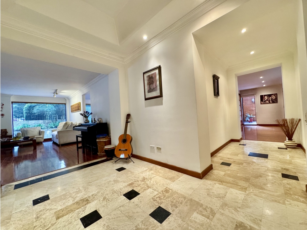 Apartamento en venta en Los Rosales, Bogotá · foto 5 de 24