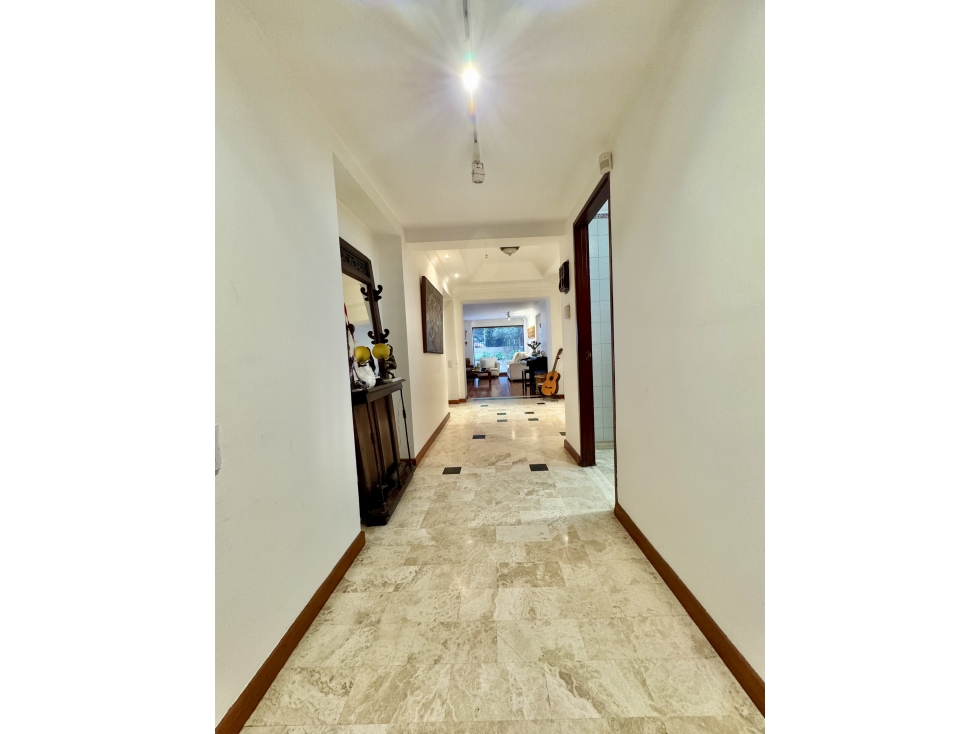 Apartamento en venta en Los Rosales, Bogotá · foto 13 de 24