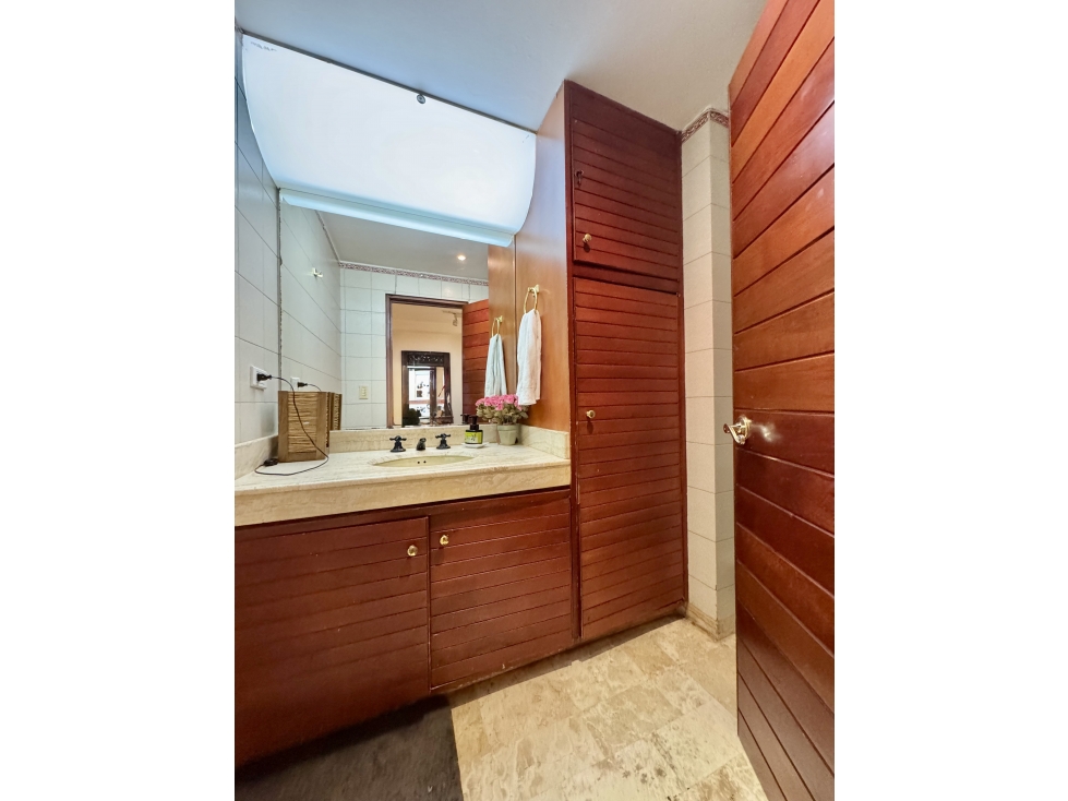 Apartamento en venta en Los Rosales, Bogotá · foto 14 de 24
