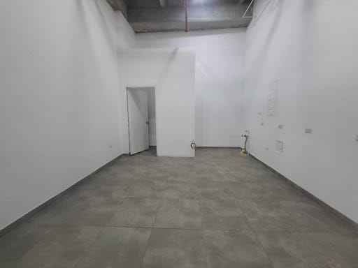 Local en arriendo en San Pio X, Itagüí, 25 m² · foto 3 de 5