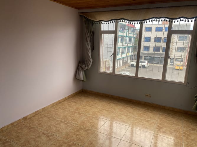 Casa de 8 alcobas en venta en Quiroga, Bogotá, 390 m² · foto 20 de 24