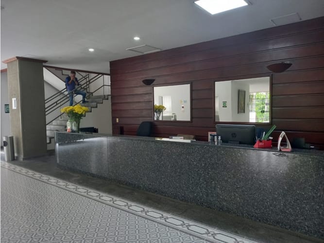 Oficina en arriendo en Menga, Cali, 301 m² · foto 5 de 5