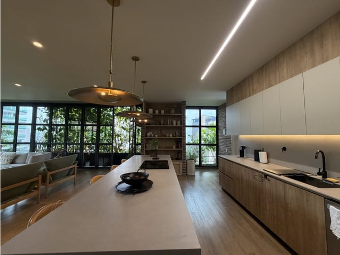 Apartamento de 3 alcobas en venta en Las Lomas No.1, Medellín, 275 m² · foto 10 de 17