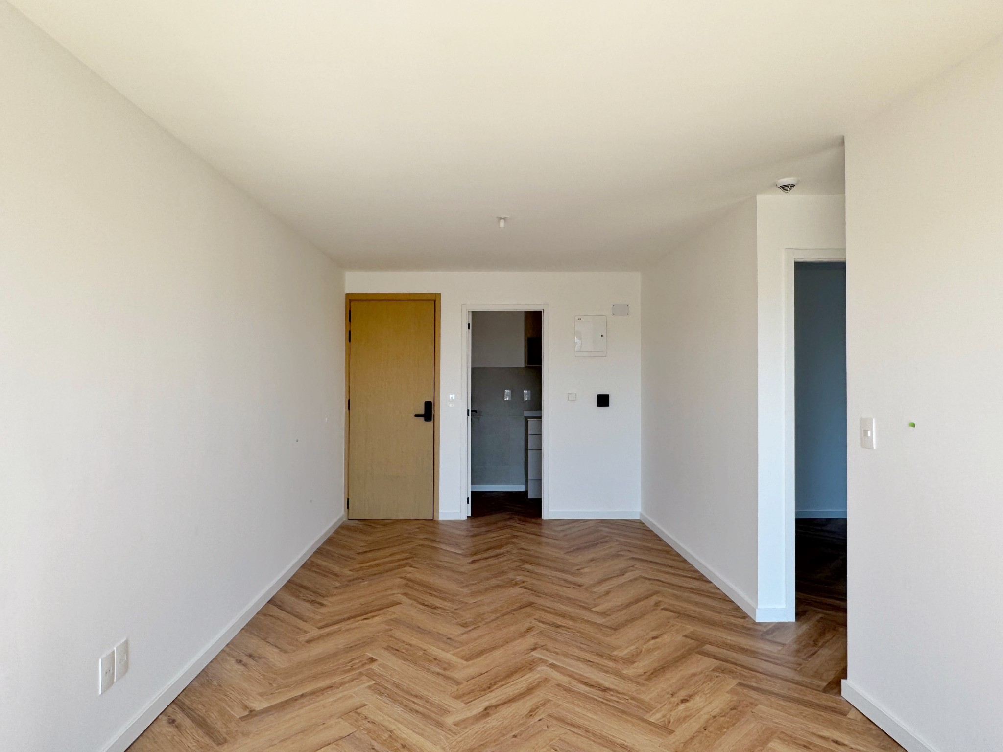 Apartamento De 2 Dormitorios En Alquiler - Unidad 401A - Costanera Village · Foto 2