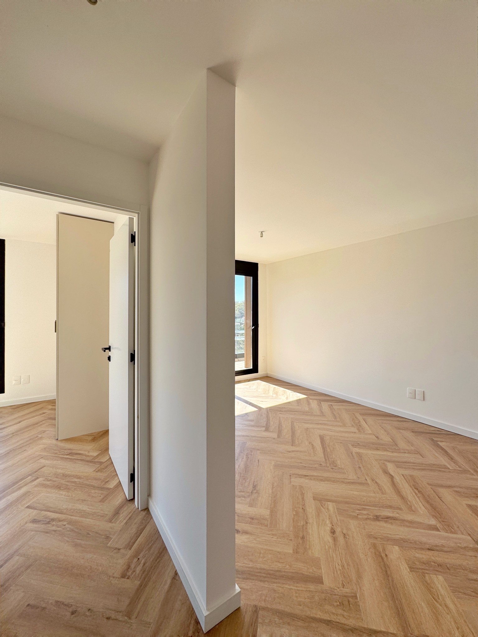 Apartamento De 2 Dormitorios En Alquiler - Unidad 401A - Costanera Village · Foto 5