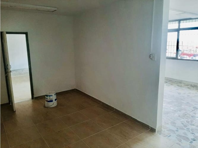 Local en arriendo en Fundadores, Armenia, 150 m² · foto 4 de 7