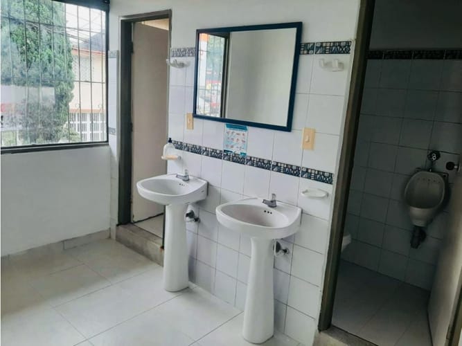 Local en arriendo en Fundadores, Armenia, 150 m² · foto 6 de 7