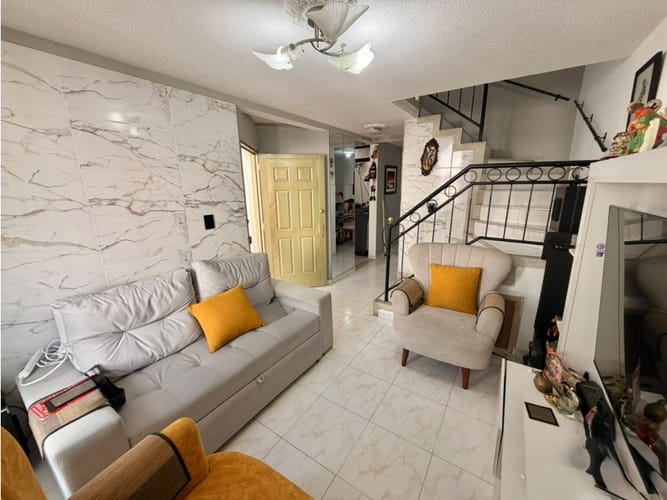 Casa de 3 alcobas en venta en Avenida 19 Norte, Armenia, 98 m² · foto 2 de 24