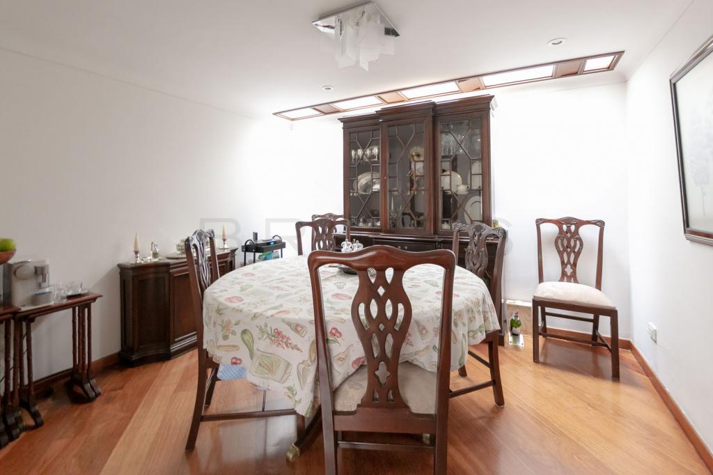 Casa en venta en Santa Barbara Occidental, Bogotá · foto 3 de 13