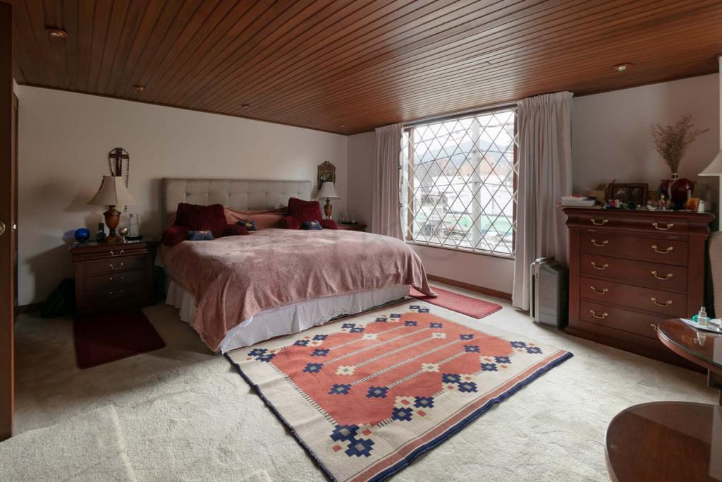 Casa en venta en Santa Barbara Occidental, Bogotá · foto 8 de 13