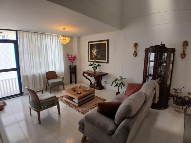 Casa de 3 alcobas en venta en La Elvira, Pereira, 160 m² · foto 2 de 24