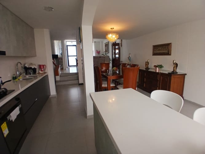 Casa de 3 alcobas en venta en La Elvira, Pereira, 160 m² · foto 6 de 24