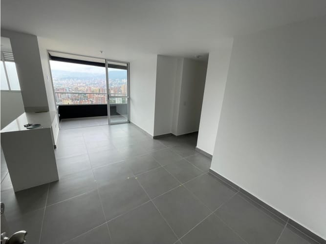 Apartamento de 3 alcobas en venta en La Barquereña, Sabaneta, 76 m² · foto 2 de 10