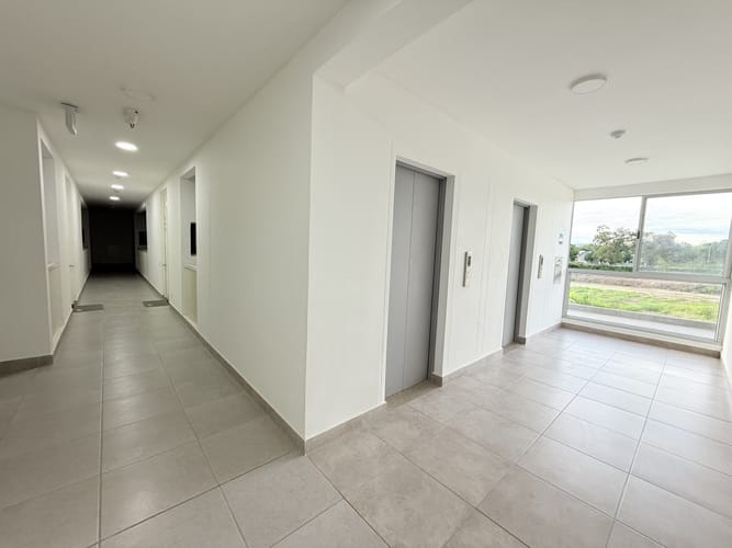 Apartamento de 3 alcobas en arriendo en Las Palmas, Ricaurte, 67 m² · foto 20 de 21