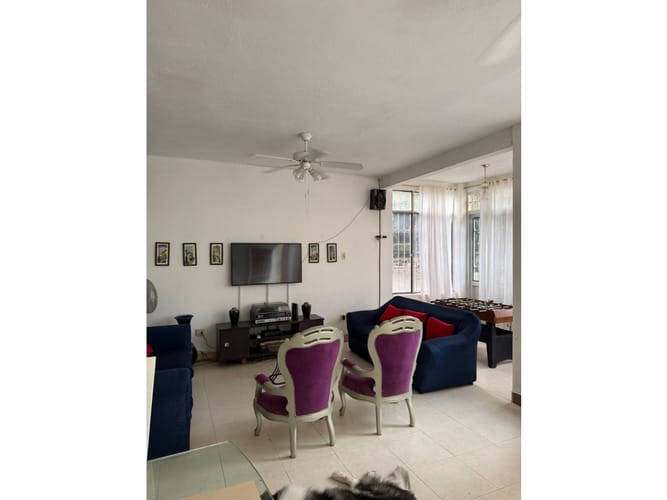 Casa de 4 alcobas en venta en Ricaurte, 196 m² · foto 4 de 20