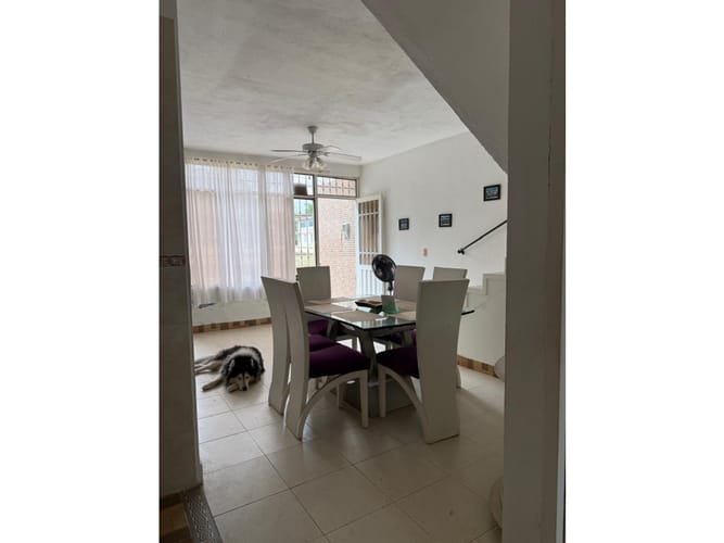 Casa de 4 alcobas en venta en Ricaurte, 196 m² · foto 8 de 20