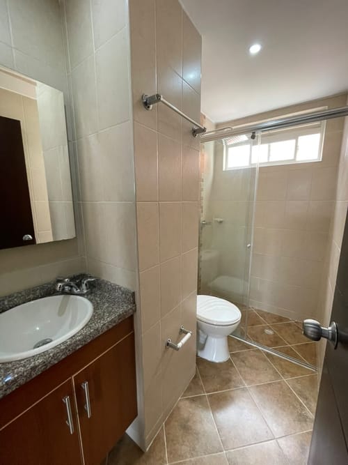 Apartamento de 3 alcobas en venta en San Ignacio, Tunja, 74 m² · foto 4 de 9