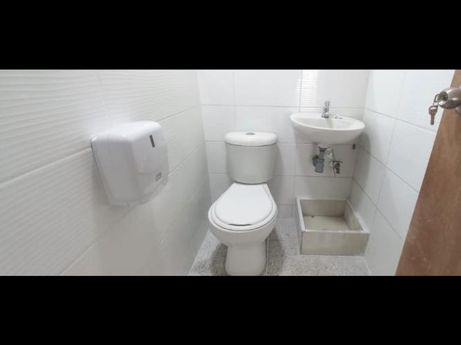 Local en arriendo en Belén, Medellín, 200 m² · foto 8 de 8
