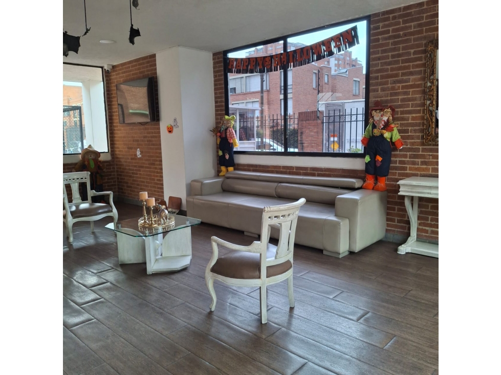 Casa en venta en Mazuren, Bogotá · foto 2 de 24