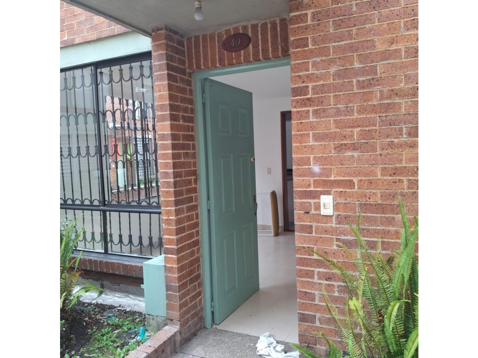 Casa en venta en Mazuren, Bogotá · foto 9 de 24