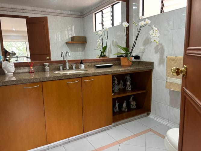 Apartamento de 4 alcobas en venta en Chicó Navarra, Bogotá, 325 m² · foto 14 de 24
