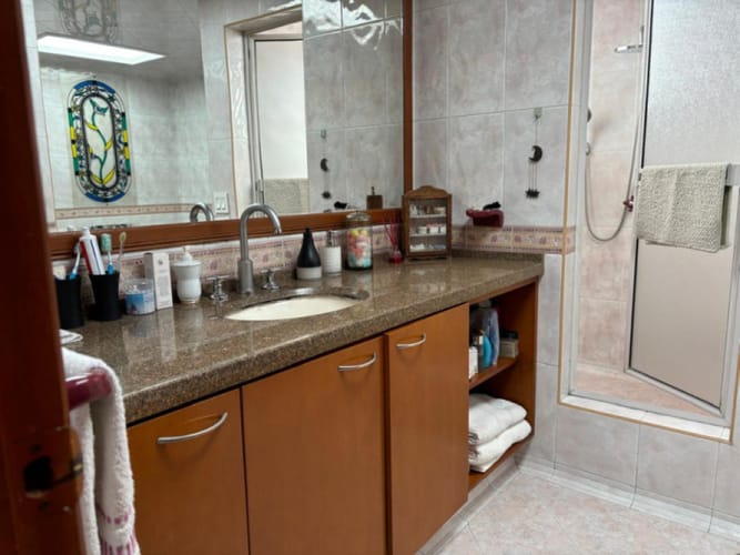 Apartamento de 4 alcobas en venta en Chicó Navarra, Bogotá, 325 m² · foto 22 de 24