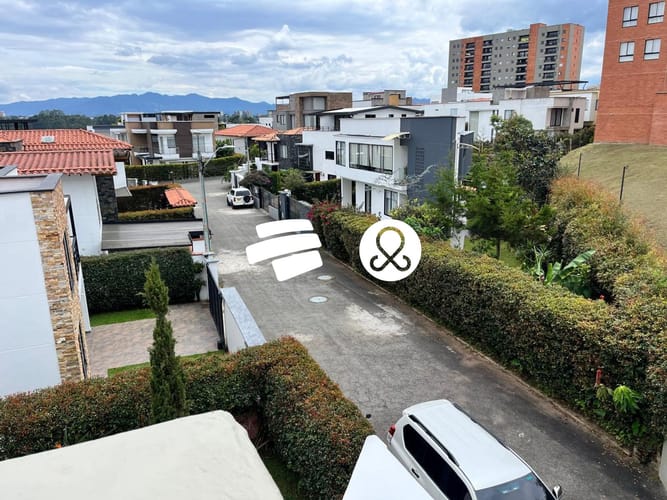 Casa de 5 alcobas en venta en El Porvenir, Rionegro, 2000 m² · foto 22 de 24