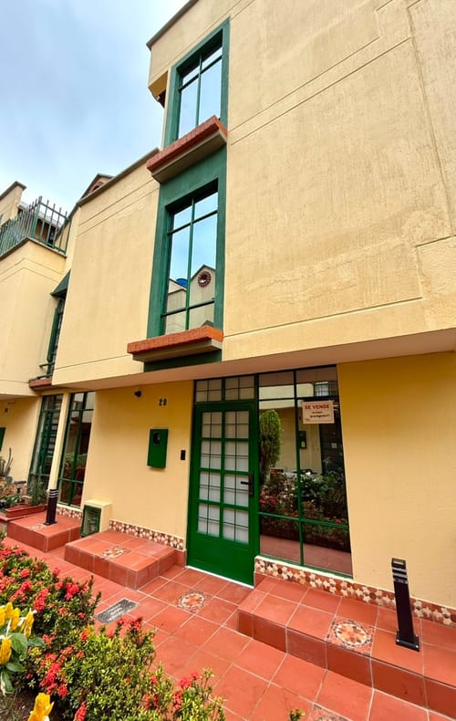 Casa de 4 alcobas en venta en Urbanizacion Plaza Real, Bucaramanga, 99 m² · foto 2 de 15