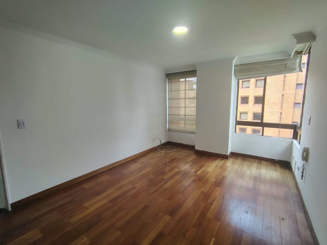 Apartamento de 3 alcobas en arriendo en El Poblado, Medellín, 157 m² · foto 10 de 19