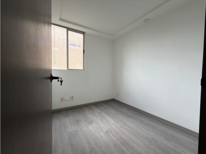 Apartamento de 3 alcobas en venta en Planadas, Mosquera, 45 m² · foto 8 de 15