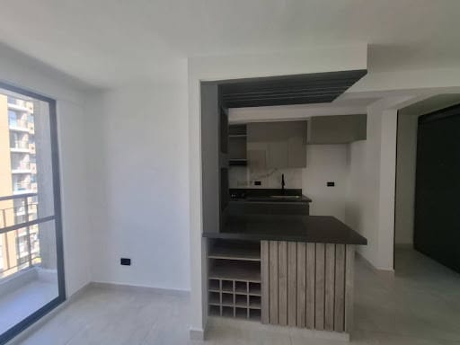 Apartamento de 2 alcobas en venta en Cuatro Esquinas, Rionegro, 49 m² · foto 3 de 9
