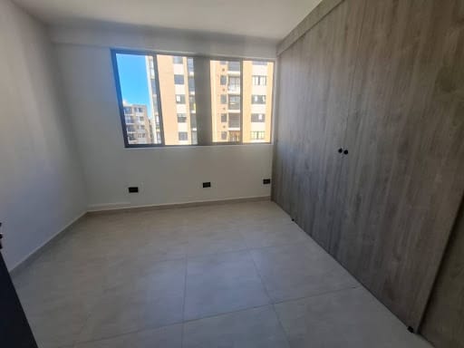 Apartamento de 2 alcobas en venta en Cuatro Esquinas, Rionegro, 49 m² · foto 4 de 9