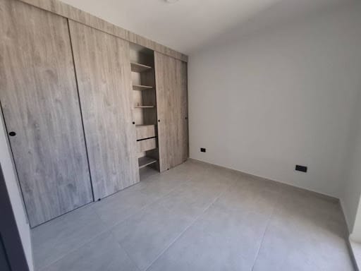 Apartamento de 2 alcobas en venta en Cuatro Esquinas, Rionegro, 49 m² · foto 5 de 9