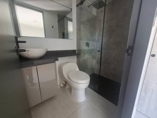 Apartamento de 2 alcobas en venta en Cuatro Esquinas, Rionegro, 49 m² · foto 8 de 9