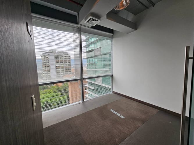 Oficina en arriendo en La Florida, Medellín, 70 m² · foto 5 de 10