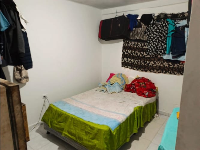 Casa de 10 alcobas en venta en La Magnolia, Madrid, 250 m² · foto 15 de 20